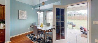 美しい新しい建設の家