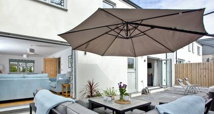 4 bedroom accommodation in Trelights, near Port Isaac