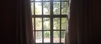Casa nel mezzo della montagna. Posizione 500mt dal fiume e dal viale principale