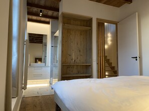 4 Schlafzimmer, Bügeleisen/Bügelbrett, Reisekinderbett, kostenloses WLAN