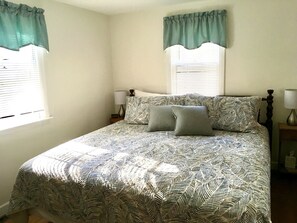 3 bedrooms, iron/ironing board, WiFi