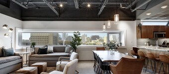 Bright + Stylish Downtown Loft | East 6th Street