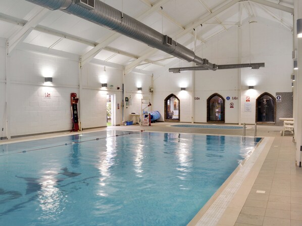 Piscine couverte
