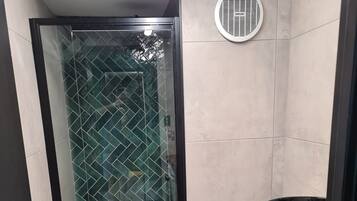 Towels, soap, toilet paper