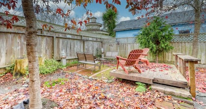 Charming Victorian gem with 11-foot ceilings, patio area & washer/dryer