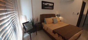 2 chambres, fer et planche à repasser, Wi-Fi, draps fournis