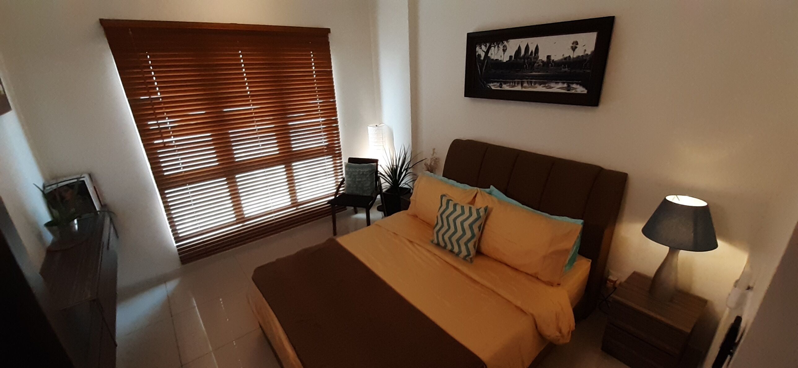 2 slaapkamers, een strijkplank/strijkijzer, wifi, beddengoed