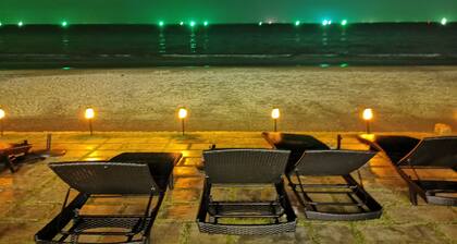 Mae Phim Beach front Escape Resort
