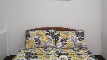 Doccia, set di cortesia gratuito, asciugamani, sapone