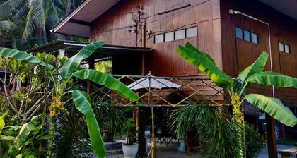 BaanThai Nakano Homestay