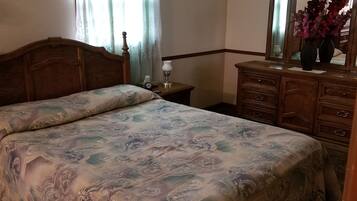 2 habitaciones, tabla de planchar con plancha y wifi gratis