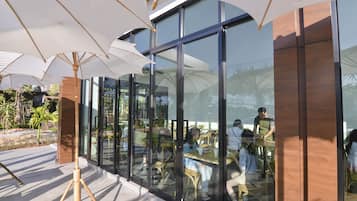 Desayuno buffet incluido todos los días