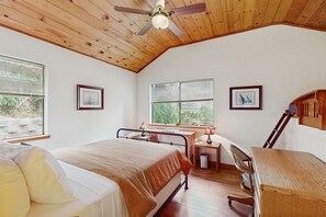 2 slaapkamers, een strijkplank/strijkijzer, gratis internet, beddengoed