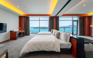 Down duvets, in-room safe, individually decorated, desk - Hotel JCS Yeosu (Yeosu)