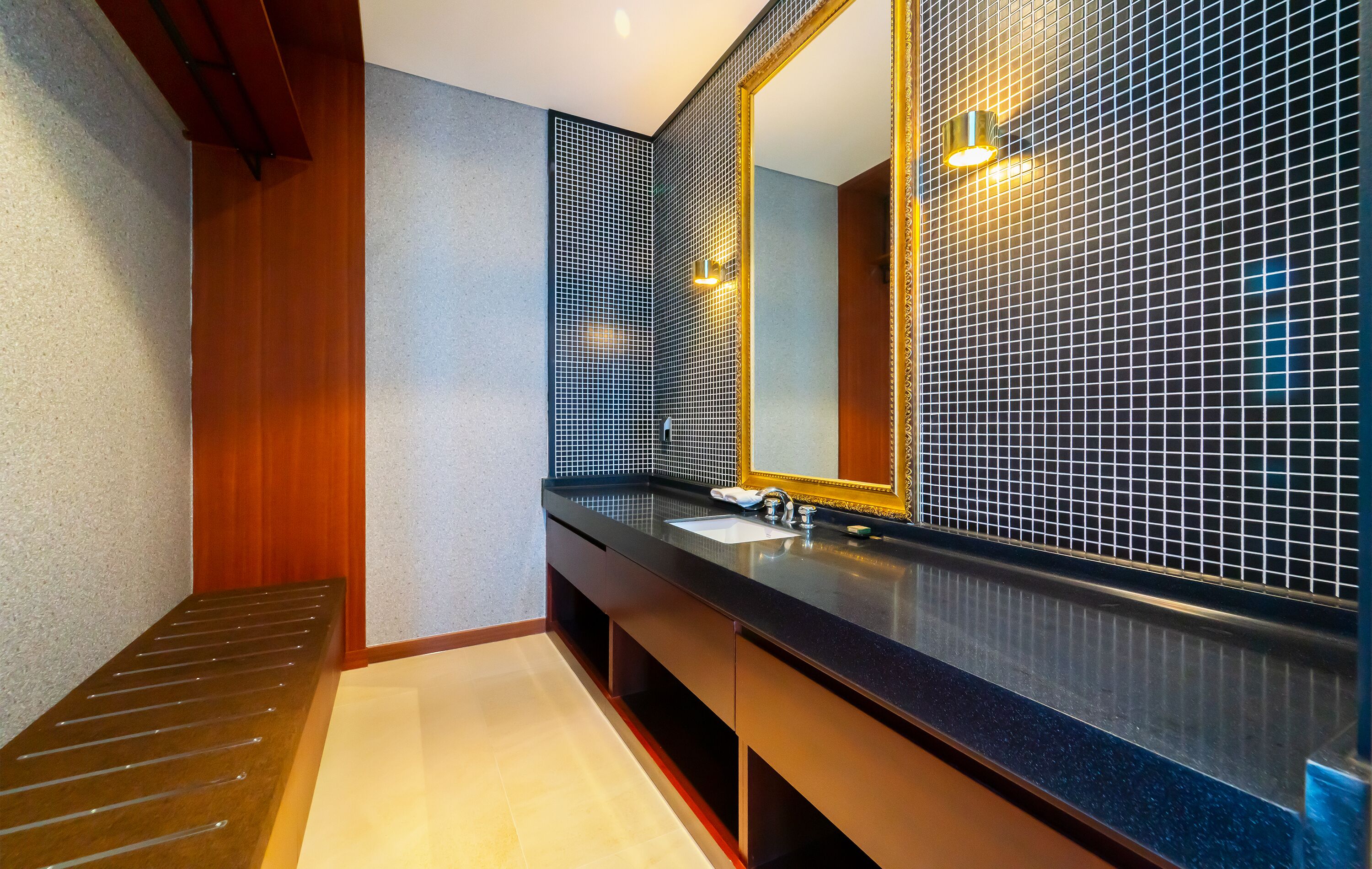 1 bedroom, down duvets, in-room safe, individually decorated