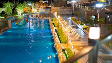 2 outdoor pools, open 9:00 AM to 8:00 PM, free cabanas, sun loungers