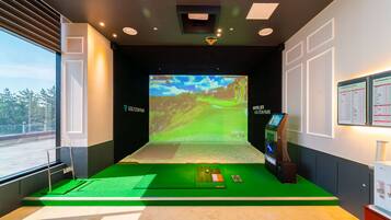 Campo de práctica de golf techado