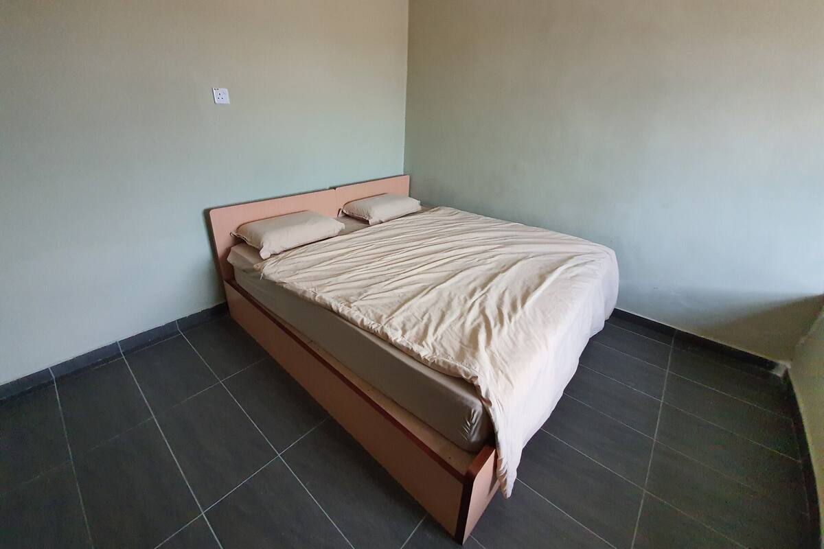 Standard Double Room | Free WiFi