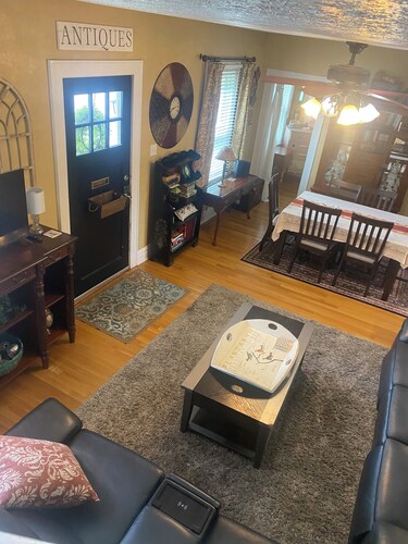 4Bed/3Bath GREYSTONE COTTAGE