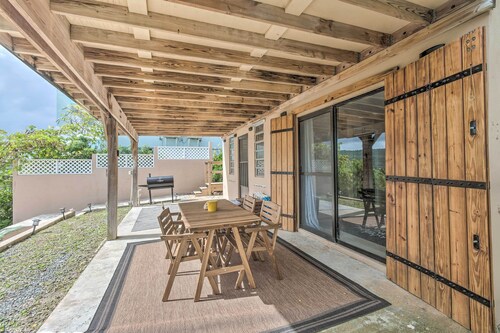 Culebra Bungalow w/ Bay Views & Modern Amenities!