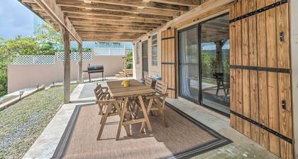 Culebra Bungalow w/ Bay Views & Modern Amenities!