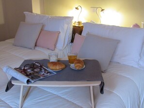 2 bedrooms, iron/ironing board, Internet, bed sheets - Apartment with a magnificent terrace just outside Lucca (Lucca)