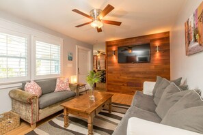 TV - Lotus Blossom: Discover Paradise, 3BR Home W/ Tropical Courtyard, Hot Tub & Minutes from Old Town! (Key West)