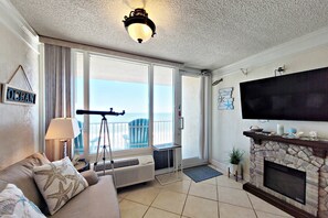 TV, fireplace, offices