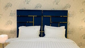 Unclassified image, 2 of 10, button - Downtown 2bedroom Holidays R Us (Dubai)