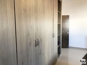 Deluxe Condo, Partial Ocean View | Free WiFi, bed sheets - Departamento y Roof Garden con alberca (L-3) (Mazatlán)