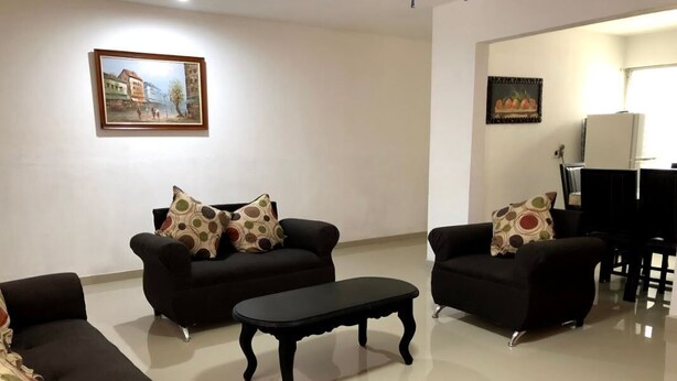 Living room - Amplio departamento en el corazón de Mazatlán (G-2) (Mazatlán)