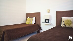 Appartement Tradition, vue partielle sur l'océan | 2 chambres, Wi-Fi gratuit, draps fournis