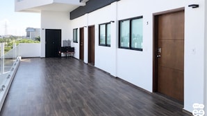 Unclassified image, 2 of 15, button - Marina Solé Loft 4 (J-4) (Mazatlán)