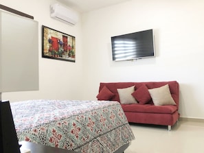 Deluxe Condo | 2 bedrooms, free WiFi, bed sheets - Departamento con terraza y alberca (L-8) (Mazatlán)