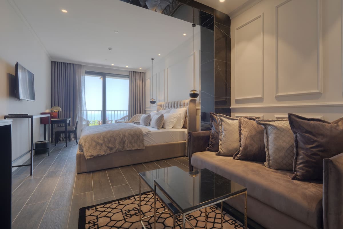 1 habitación, minibar, caja de seguridad en la habitación y escritorio