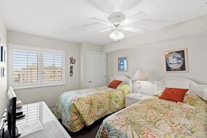 4 chambres, bureau, Wi-Fi, literie fournie