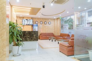 Front of property - Hotel Villa Ju (Hanoi)