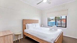 3 Schlafzimmer, Bügeleisen/Bügelbrett, WLAN, Bettwäsche