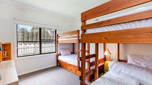 3 Schlafzimmer, Bügeleisen/Bügelbrett, WLAN, Bettwäsche
