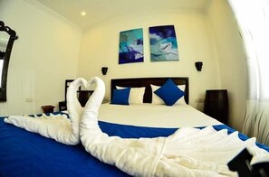 Room - Royal Mandira Hotel (Katana)