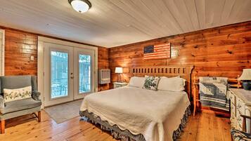 4 bedrooms, iron/ironing board, internet, bed sheets