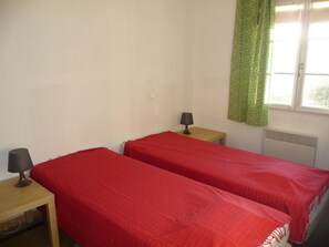 2 Schlafzimmer, Bügeleisen/Bügelbrett, kostenloses WLAN