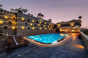 Outdoor pool, open 7:00 AM to 6:00 PM, sun loungers - The Kumbha Bagh (Kumbhalgarh)