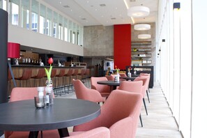 Bar (on property) - Bastion Hotel Arnhem (Arnhem)