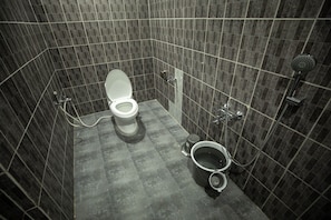 Dutxa, articles de tocador gratuïts i tovalloles 