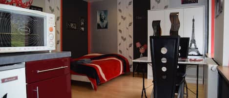 1 Schlafzimmer, Bügeleisen/Bügelbrett, Reisekinderbett, kostenloses WLAN