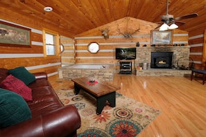 Smart TV, fireplace