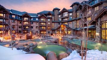 Condo, 4 Bedrooms | Exterior