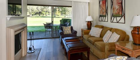 Condo, 1 habitación | Área de sala de estar