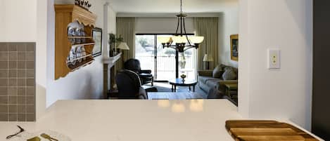 Condo, 2 Bedrooms | Interior